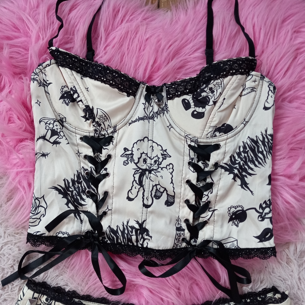 DK kawaii goth creepy cute dbl corset laced top & metal stud skirt set SOLD! - Picture 5 of 15